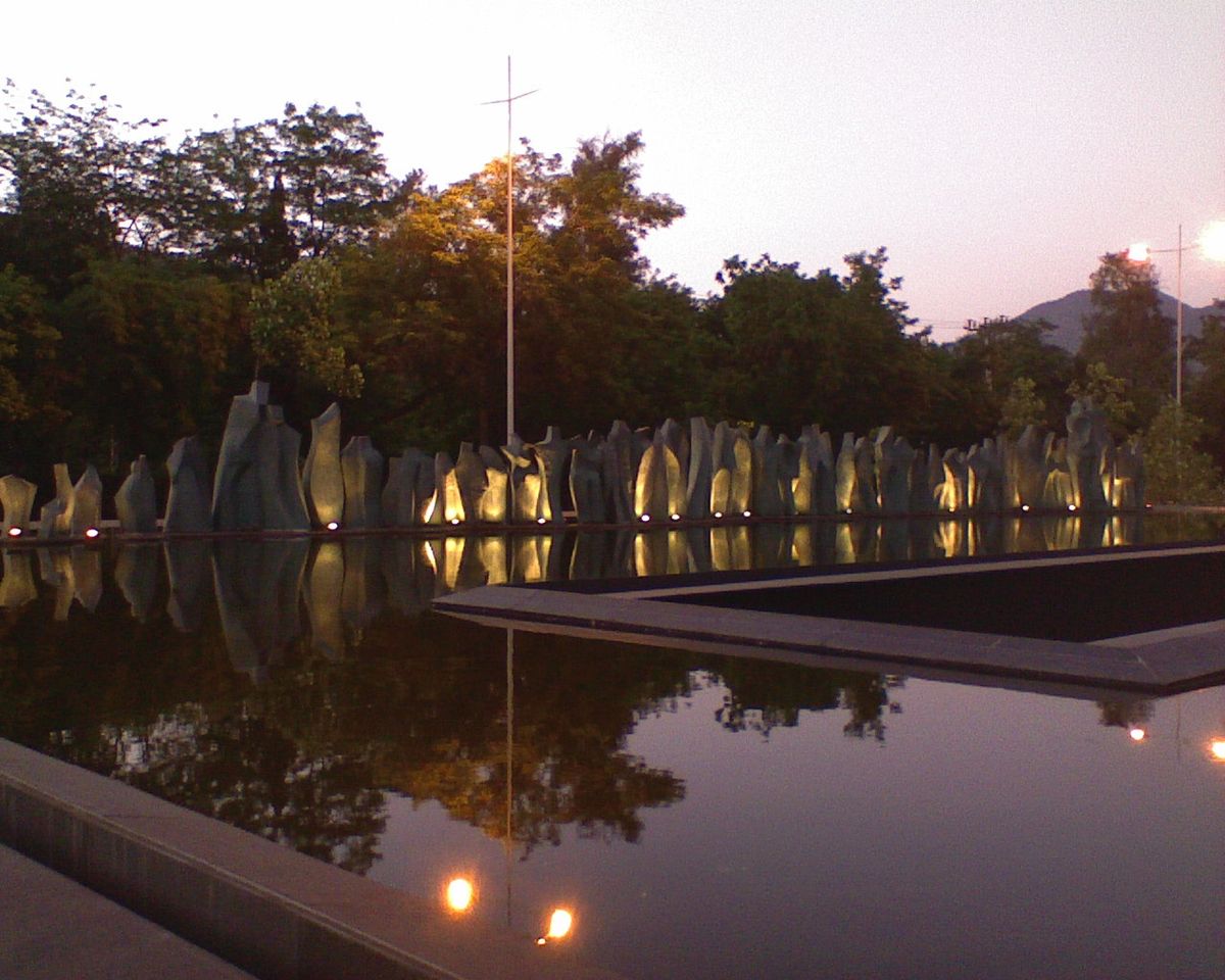 Crimen de un Senador: Jaime Guzmán E. (1946-1991).