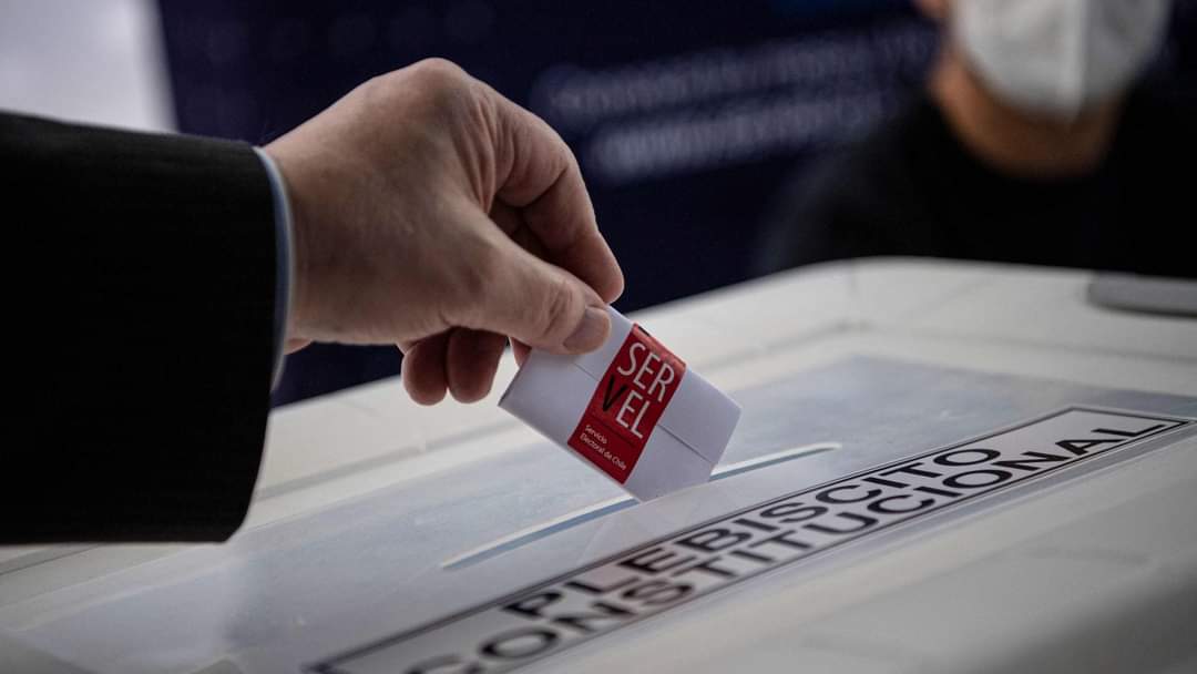 ÚLTIMA CADEM ANTES DEL PLEBISCITO: OPCION «A FAVOR» SUBE 6 PUNTOS ÚLTIMA CADEM ANTES DEL PLEBISCITO: OPCION «A FAVOR» SUBE 6 PUNTOS