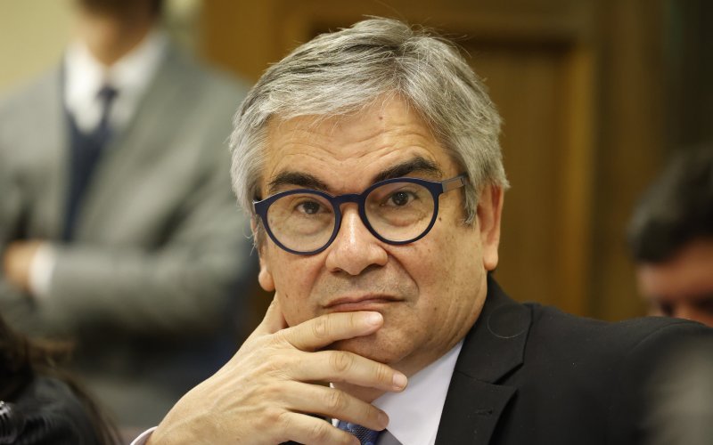 DIPUTADO CRISTIAN ARAYA: MARCEL ES UNO DE LOS GRANDES FRAUDES DE ESTE GOBIERNO DIPUTADO CRISTIAN ARAYA: MARCEL ES UNO DE LOS GRANDES FRAUDES DE ESTE GOBIERNO