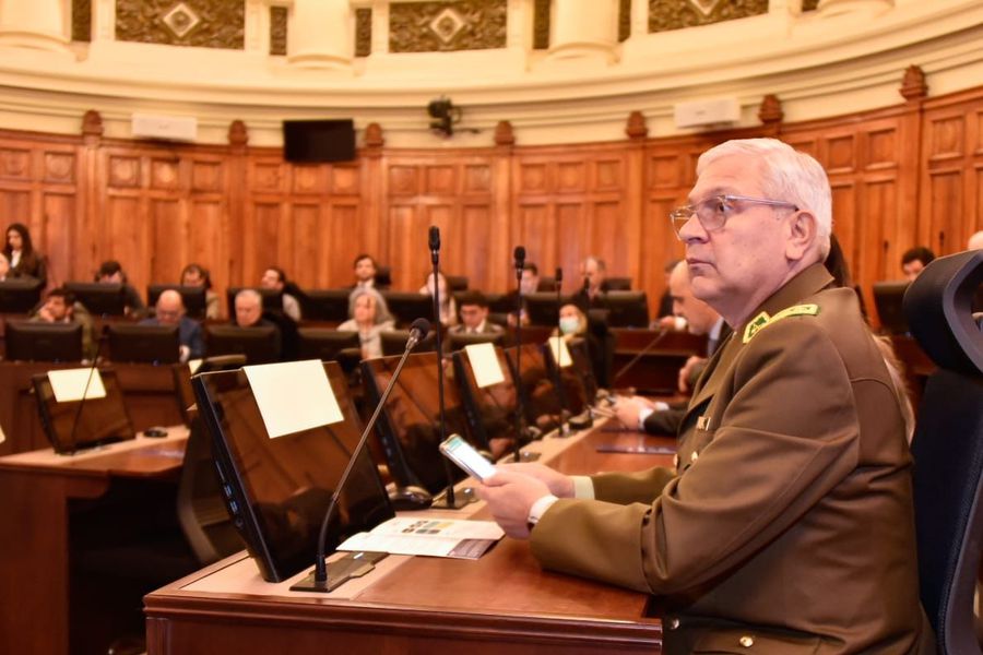GENERAL DIRECTOR DE CARABINEROS RICARDO YAÑEZ: “LA SEGURIDAD ES UNA INVERSIÓN Y NO UN COSTO” GENERAL DIRECTOR DE CARABINEROS RICARDO YAÑEZ: “LA SEGURIDAD ES UNA INVERSIÓN Y NO UN COSTO”