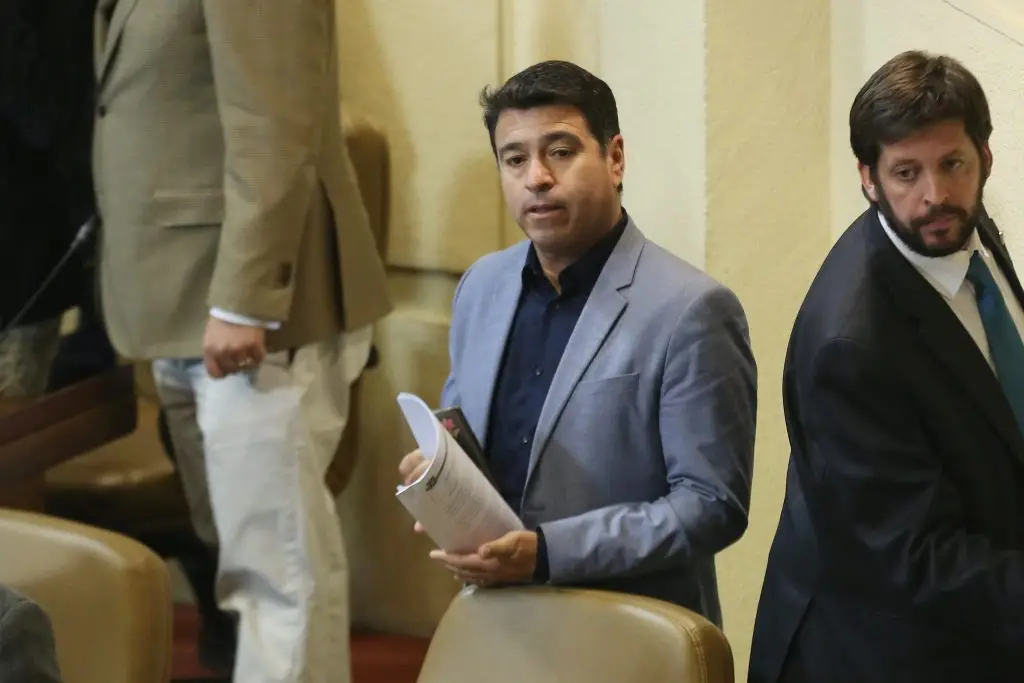 DIPUTADOS UDI: “SI JACKSON ES CAPAZ DE LLAMAR A UN CANAL PARA CENSURAR A UN PERIODISTA, IMAGINENSE QUE HARÁN CON ESA COMISIÓN DE DESINFORMACIÓN” DIPUTADOS UDI: “SI JACKSON ES CAPAZ DE LLAMAR A UN CANAL PARA CENSURAR A UN PERIODISTA, IMAGINENSE QUE HARÁN CON ESA COMISIÓN DE DESINFORMACIÓN”