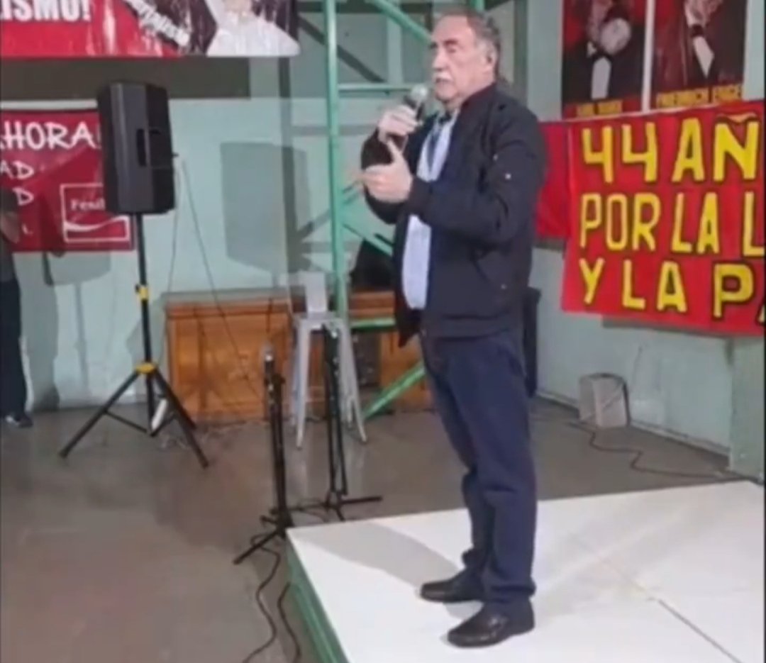 COMUNISTAS REVELAN LA VERDAD DETRAS DEL VOTO “EN CONTRA” COMUNISTAS REVELAN LA VERDAD DETRAS DEL VOTO “EN CONTRA”