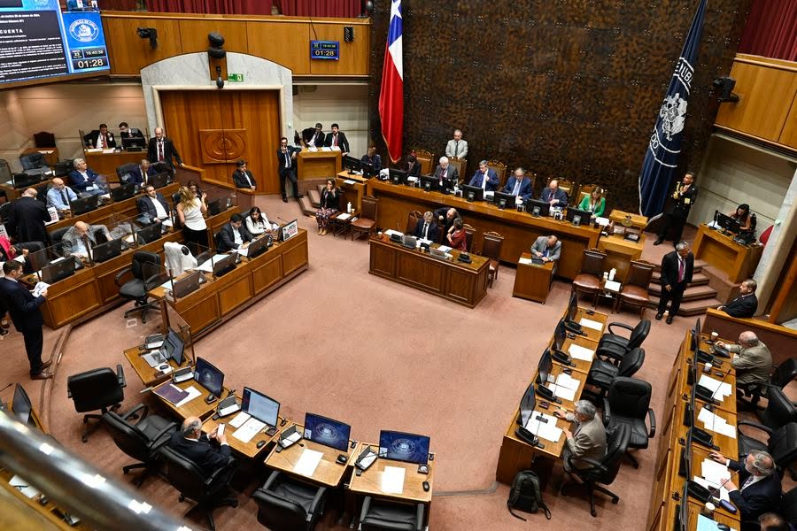 APUNTANDO DIRECTAMENTE A PUNTA PEUCO: SENADO RECHAZA PROYECTO QUE FAVORECÍA A PRESOS DE EDAD AVANZADA Y ENFERMOS TERMINALES