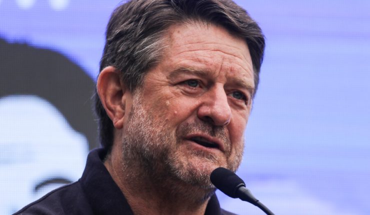 CLAUDIO ORREGO ADVIERTE UNA “PANDEMIA DE HOMICIDIOS” EN LA REGIÓN METROPOLITANA: “ESTAMOS LLEGANDO A CONTAR MUERTOS”